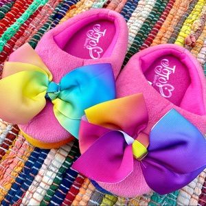 Jojo Siwa | FREE w/ Bundle Slippers